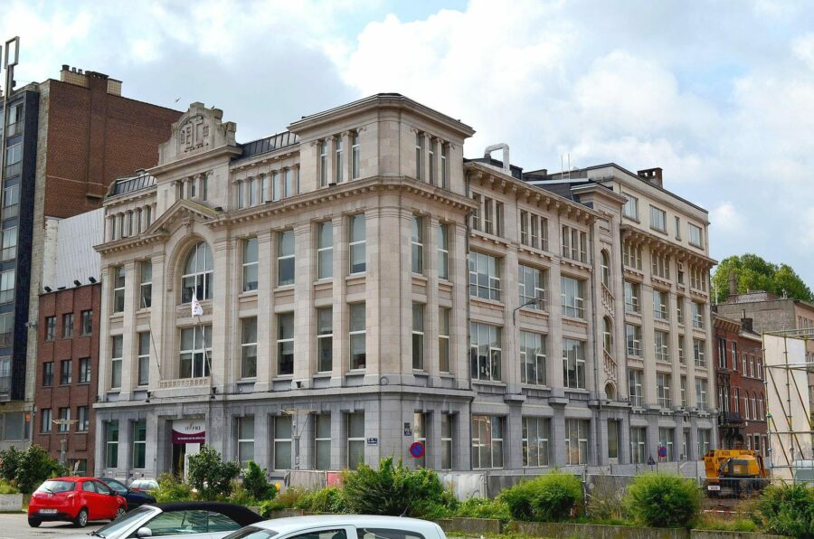 Formations professionnelles et continues