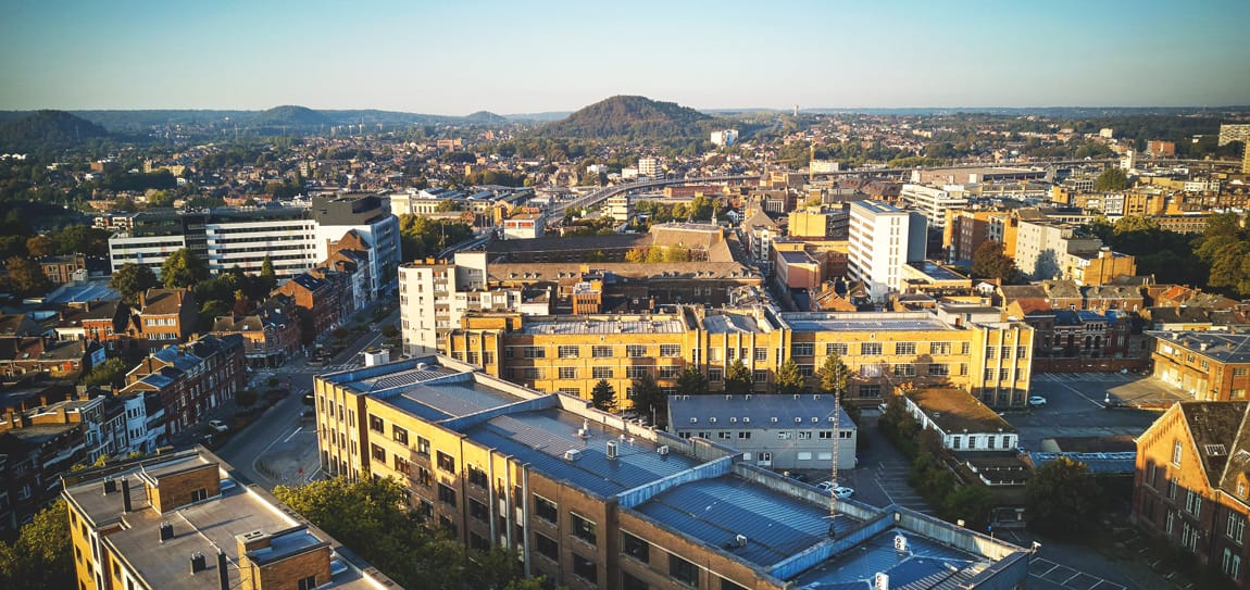 Visiter Charleroi, entre ville et terrils