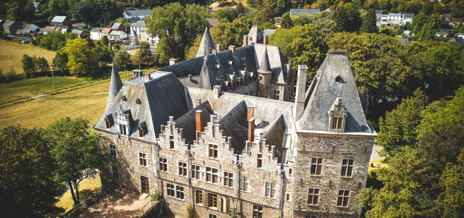 Des lieux urbains, naturels et architecturaux particuliers