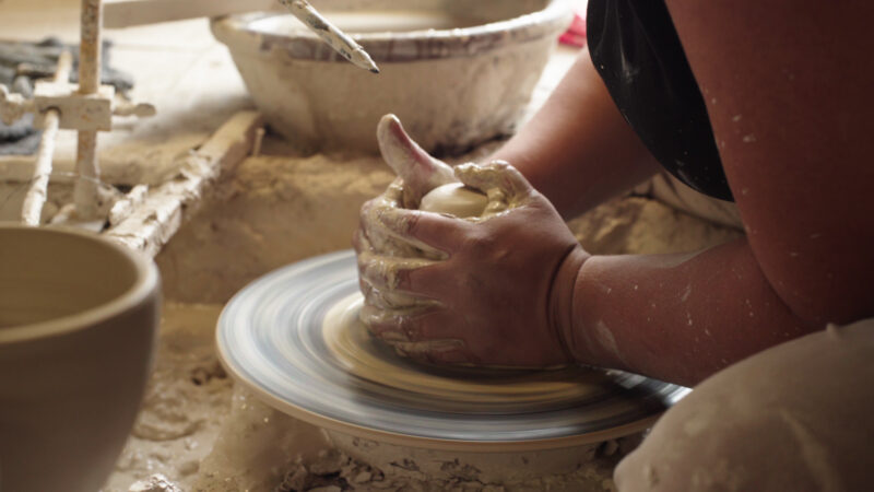 Ces potiers défient la génération Ikea