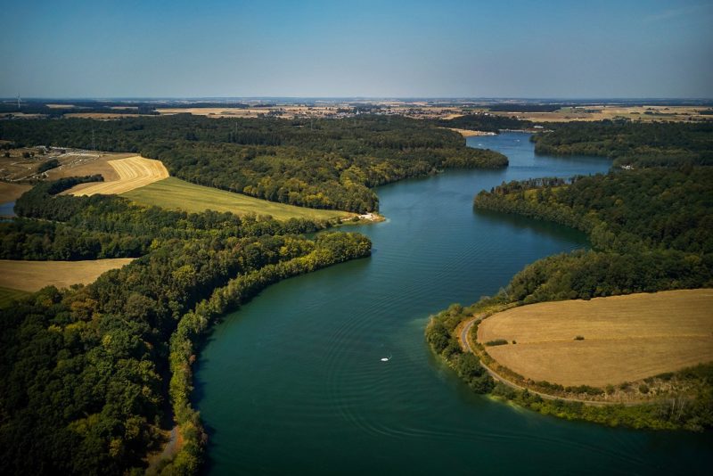 Un « chemin touristique » le long de l’Eau d’Heure